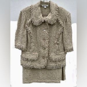 ST. John tweed boucle 2 piece skirt suit top and bottom
